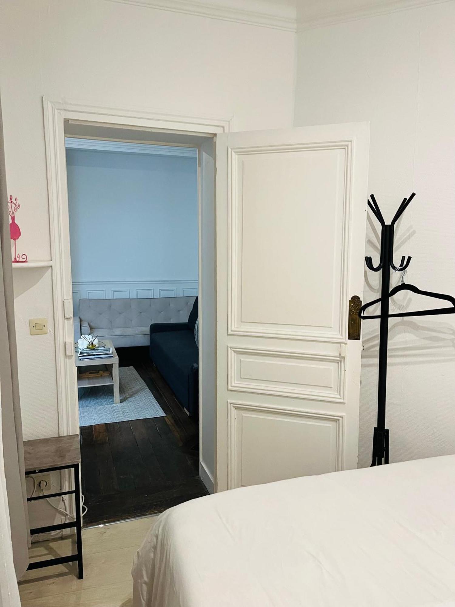 Apartment In Montmartre, Paris, Near Sacre-Coeur Read Host Profile For Booking Eksteriør billede