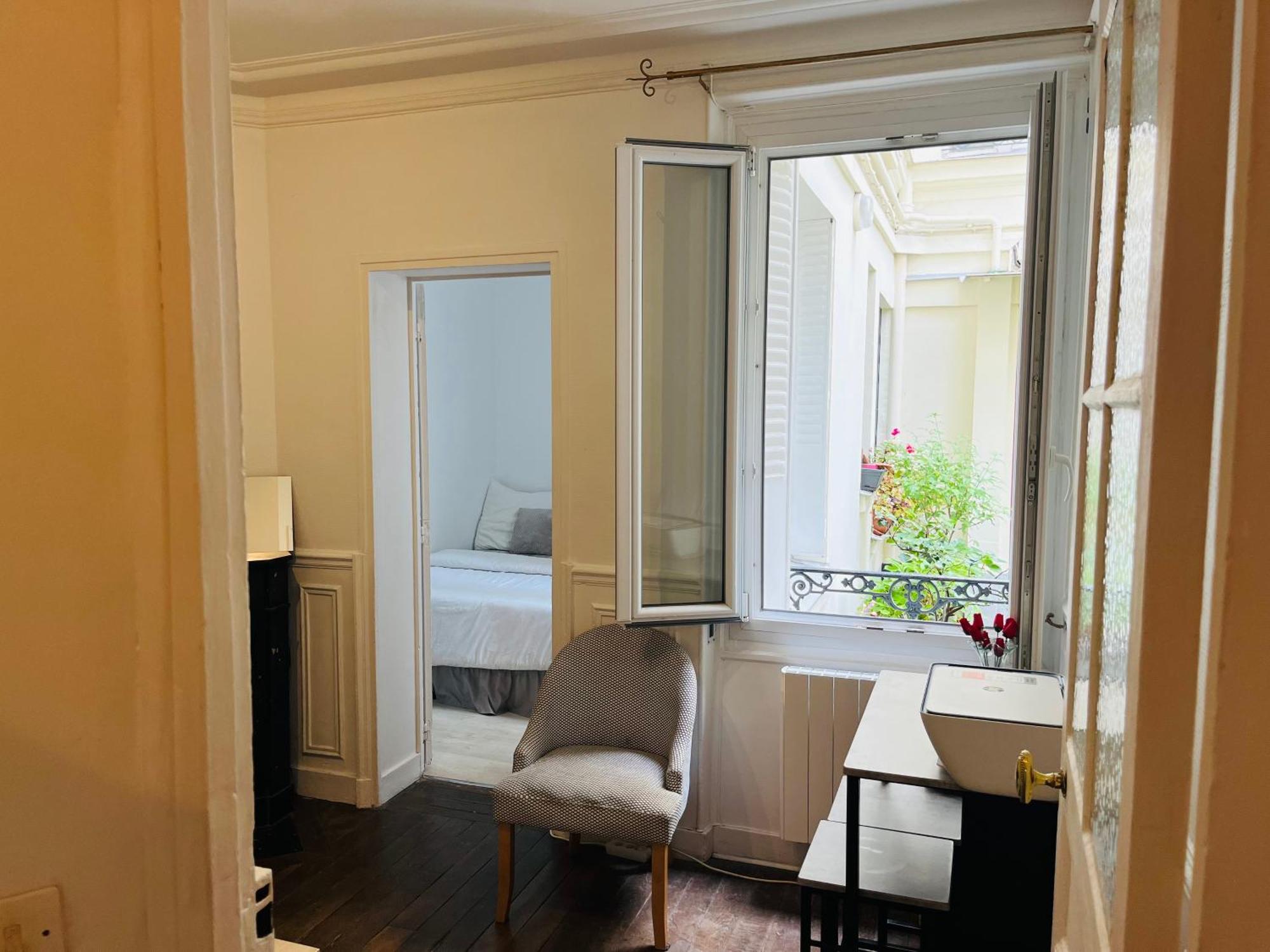 Apartment In Montmartre, Paris, Near Sacre-Coeur Read Host Profile For Booking Eksteriør billede